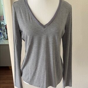 Gray Fitted Long Sleeve Tee